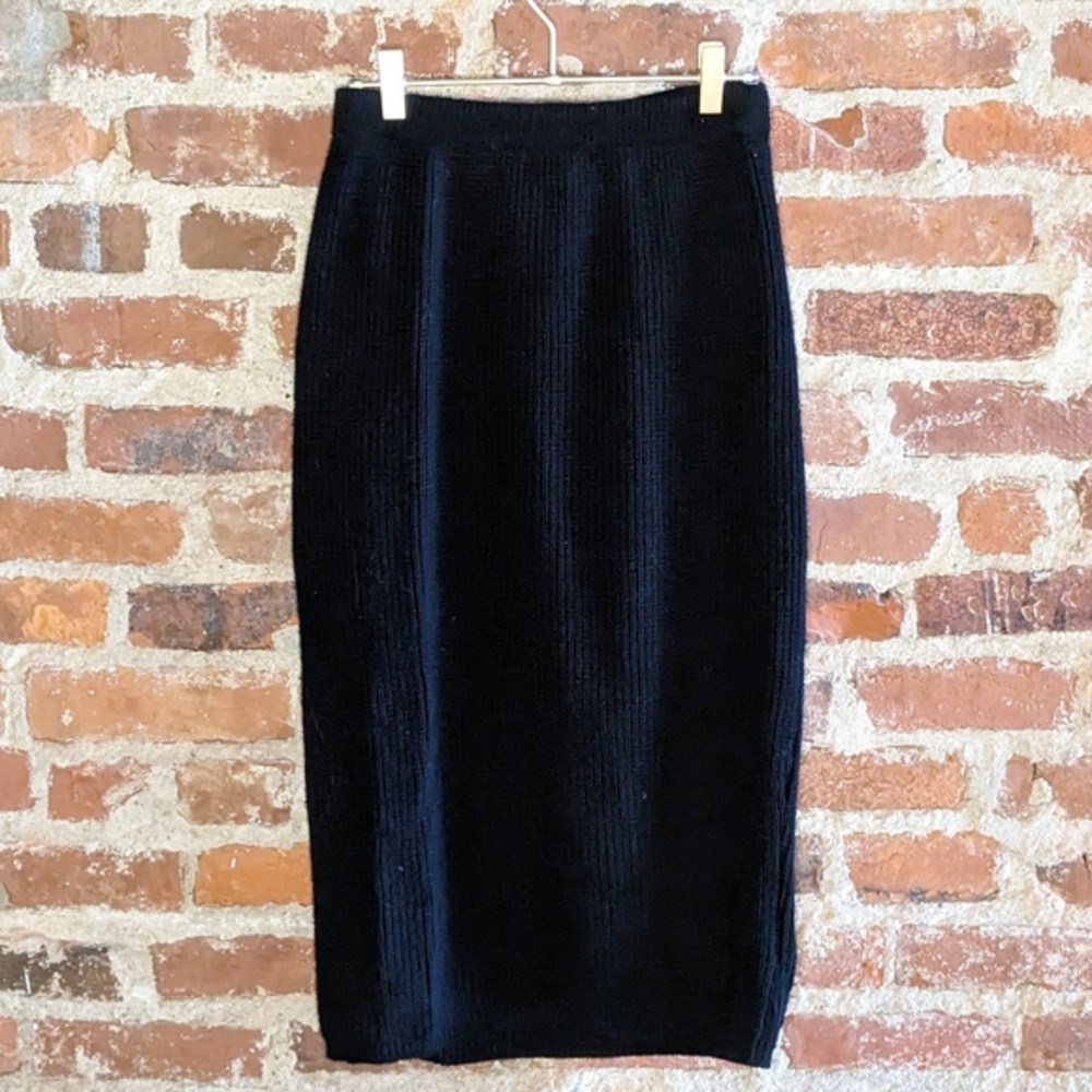 Vintage Knit Maven Small Black Knit Pencil Skirt‎